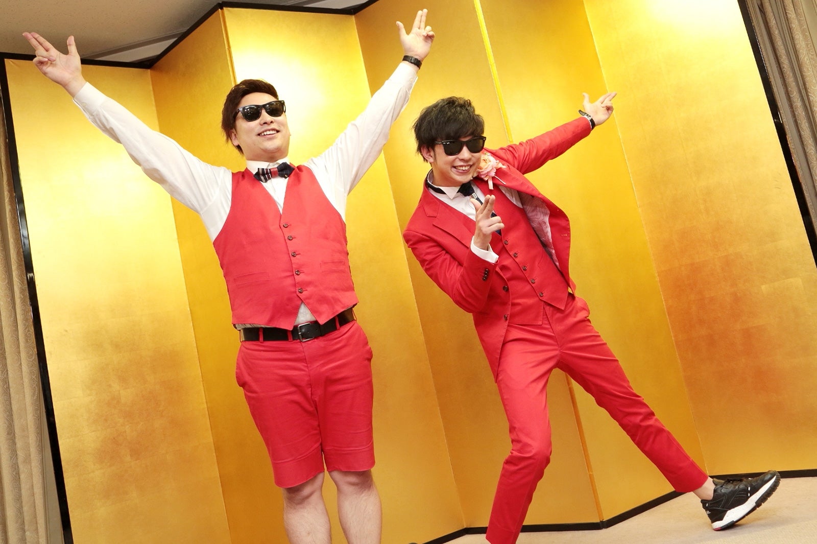 8.6秒バズーカー（左：はまやねん、右：田中シングル）／画像提供：よしもとクリエイティブ・エージェンシー