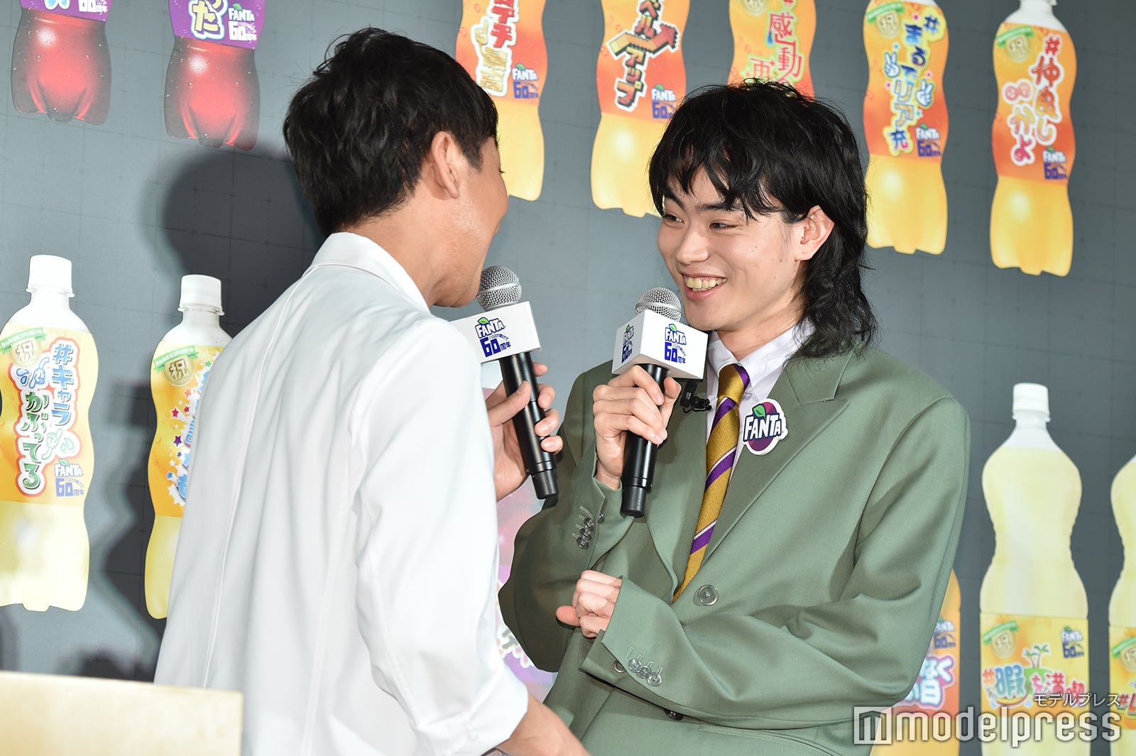 距離が近い（C）モデルプレス