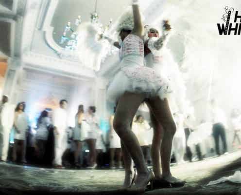 日本初の雪が降る音楽フェス「HAPPY WHITE RUSH」大阪で開催