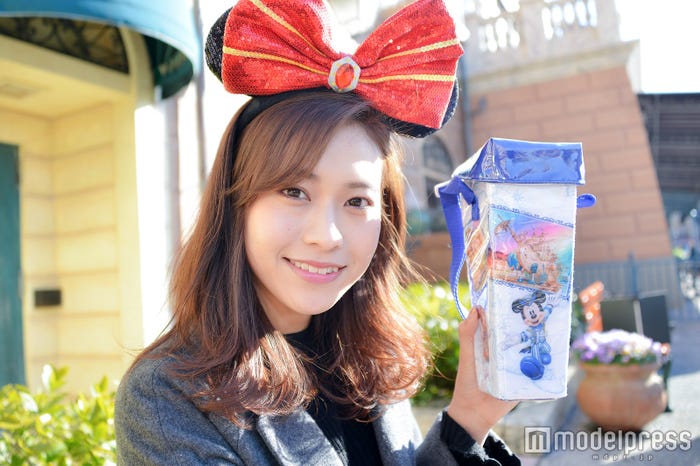 レギュラーボックス、スーベニアポップコーンケース付き¥1200/モデル:山本沙樹(C)モデルプレス