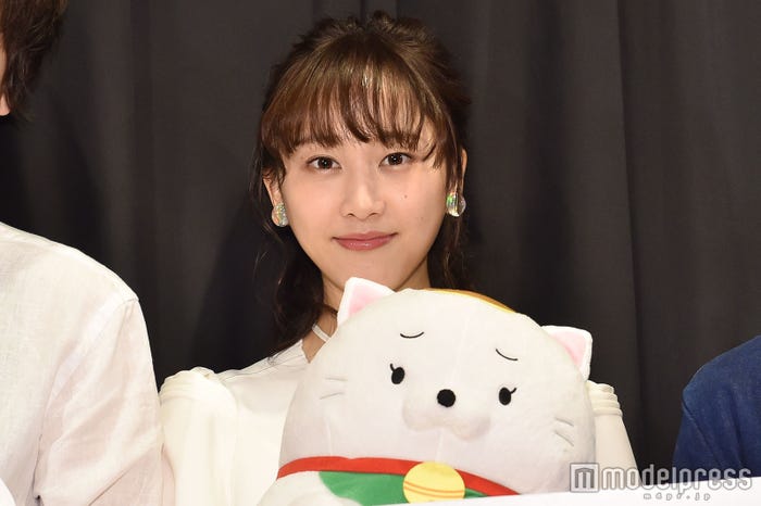 ヤバイTシャツ屋さんのファンだという松井玲奈(C)モデルプレス