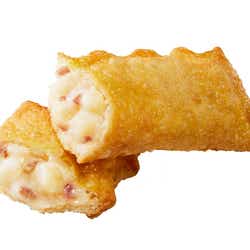 モデルプレス - マクドナルド「ベーコンポテトパイセンズ」サクサク生地にクリーミーな具材がたっぷり