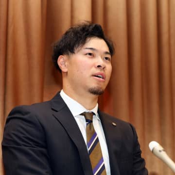 阪神・佐藤輝 単年総額4.5億＋出来高5000万の総額5億円でサイン 3億増は球団最高昇給 30日に12球団大トリ更改 交渉長期化はポスティングと年俸「じっくり話を」