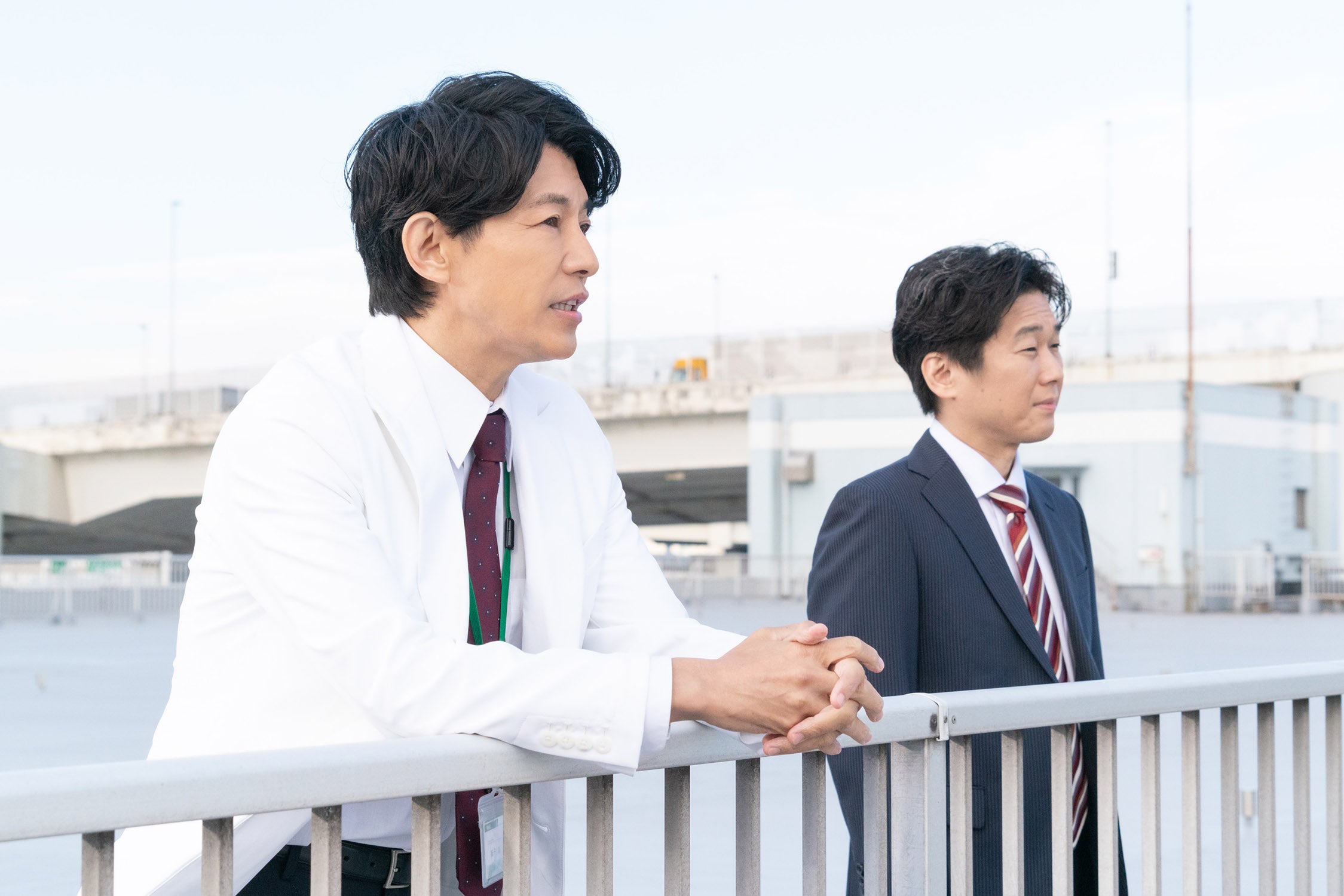 （左）藤木直人「D＆D 〜医者と刑事の捜査線〜」最終話（C）「Ｄ＆Ｄ ～医者と刑事の捜査線～」製作委員会