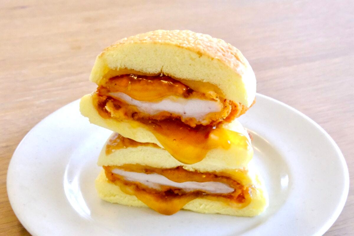 ホットケーキまん×ファミチキ