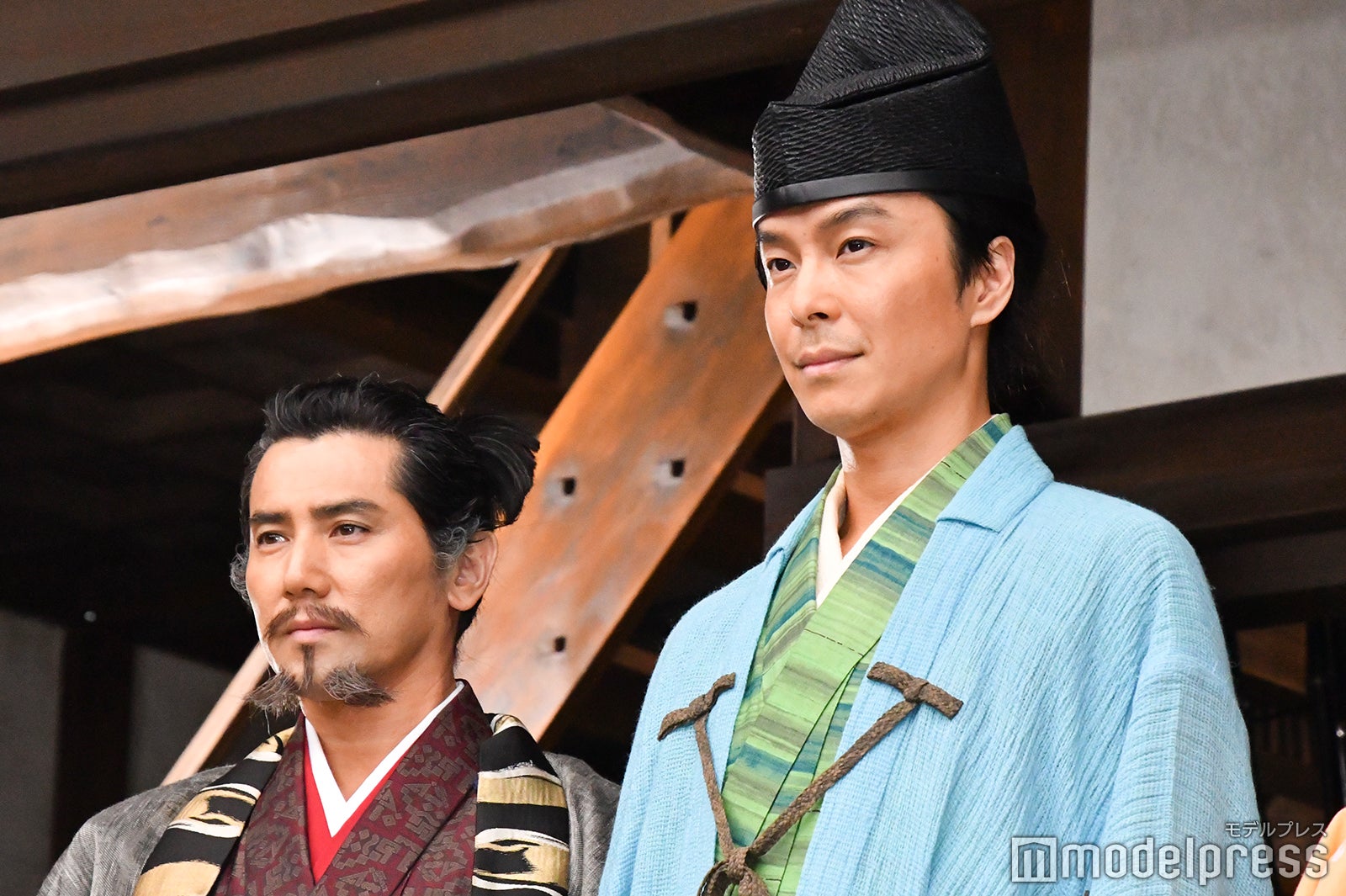 本木雅弘、長谷川博己 （C）モデルプレス