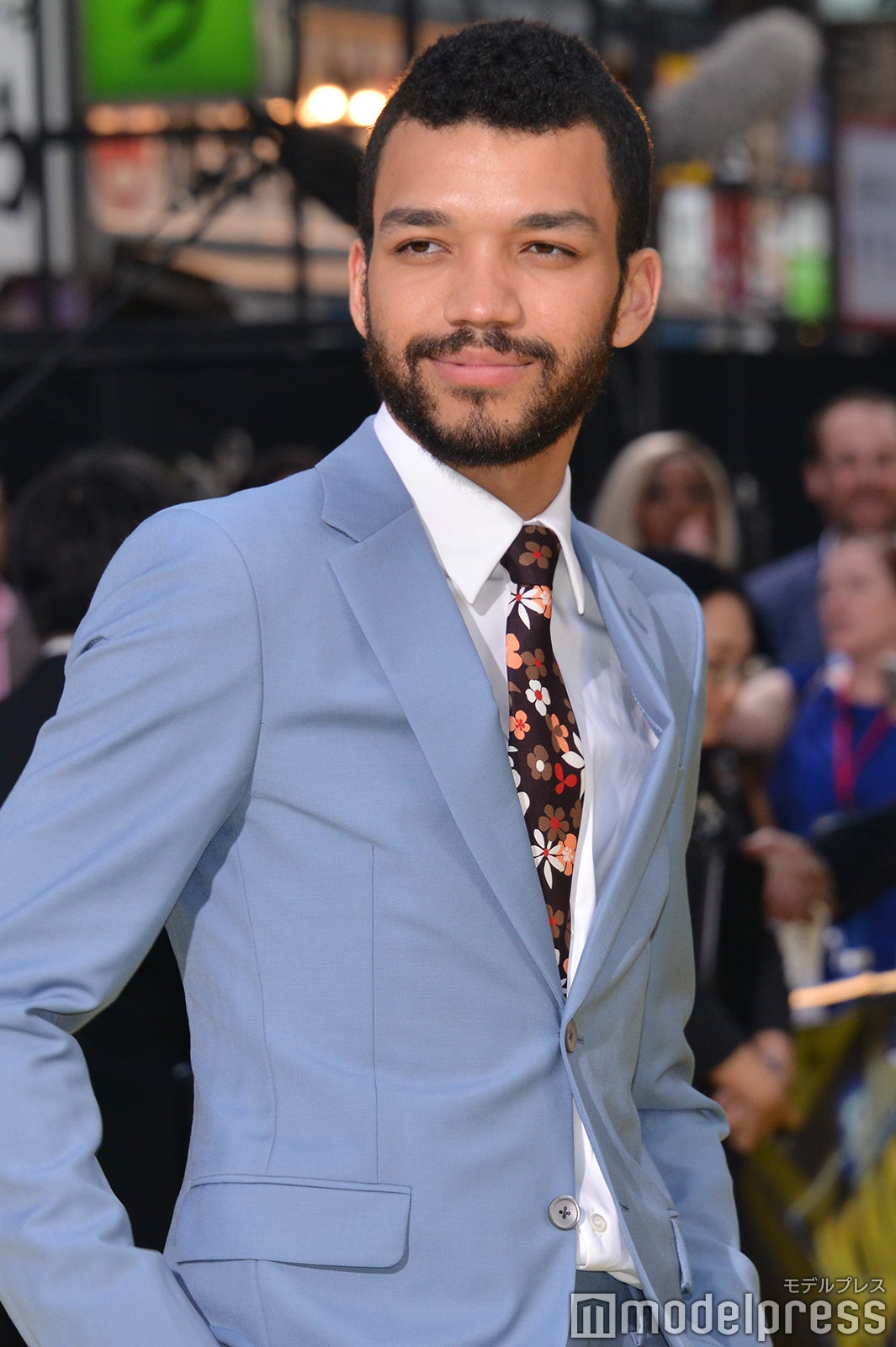 ジャスティス・スミス（C）モデルプレス