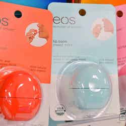 コロンとしたフォルムが可愛い「eos」のリップクリーム
