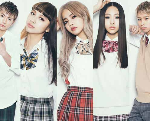 lol、制服姿で告白&ハーレムな学生に 女子高生200人とダンス披露