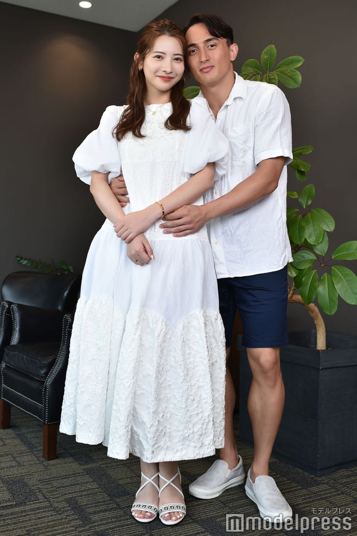 尾崎美紀、佐藤マクファーレン優樹 (C)モデルプレス