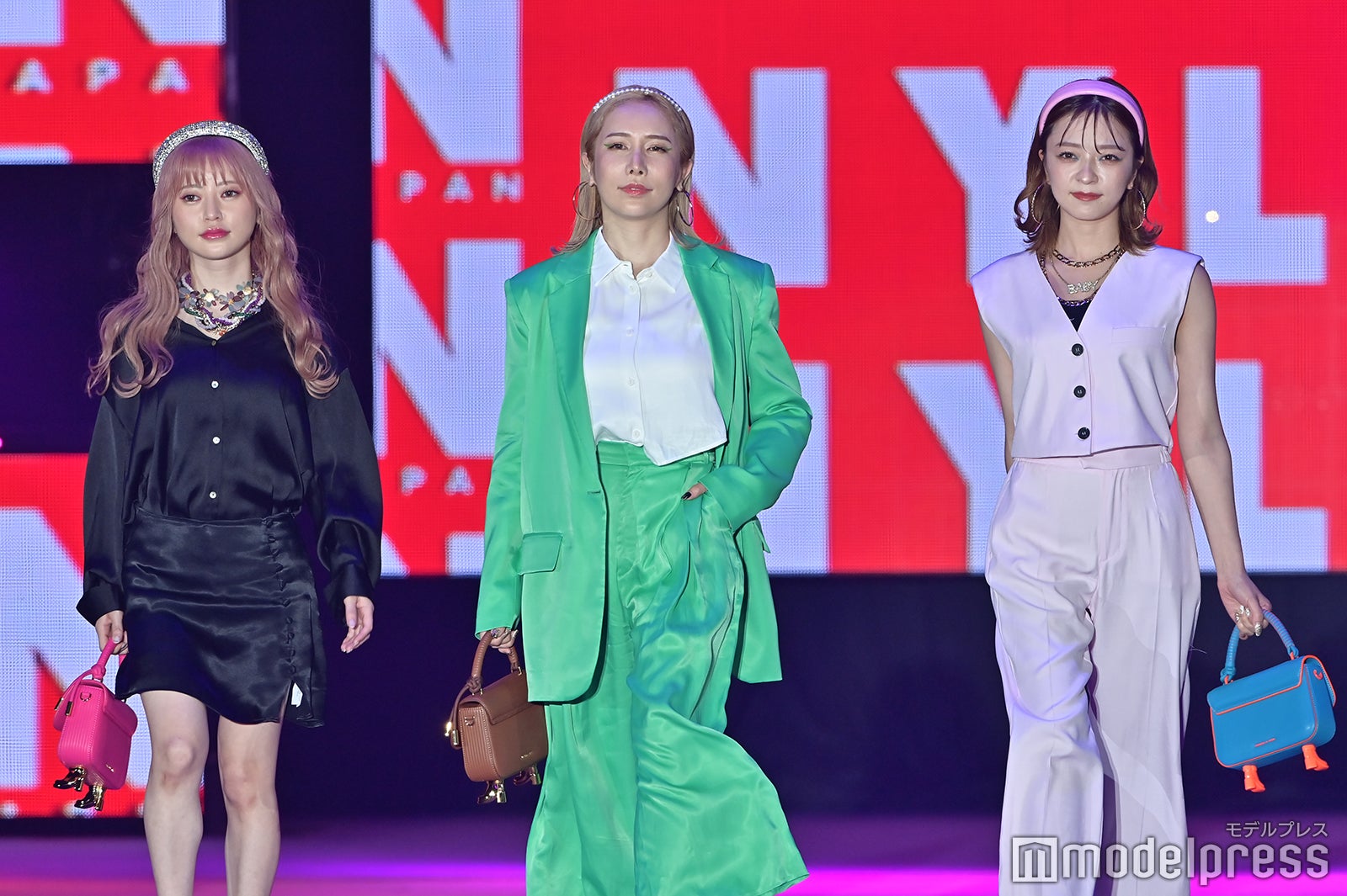 （C）モデルプレス