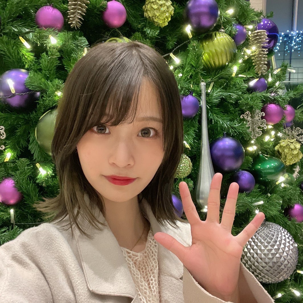 青木百花（＠___moka94）