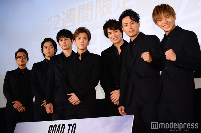 (左から)今市隆二、佐藤寛太、町田啓太、岩田剛典、鈴木伸之、山下健二郎、佐藤大樹(C)モデルプレス