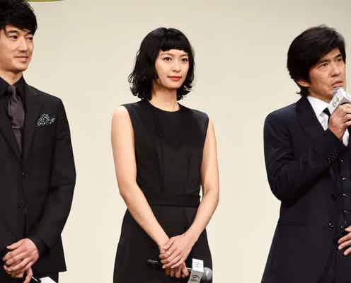 榮倉奈々、リップの“一点盛り”&オン眉でシンプルドレスをオシャレに<ファッションチェック>