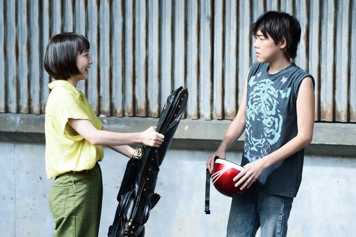 吉岡里帆、吉村界人/「健康で文化的な最低限度の生活」より(C)関西テレビ