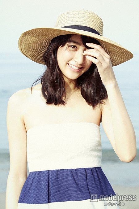 山本美月／初のカレンダーより