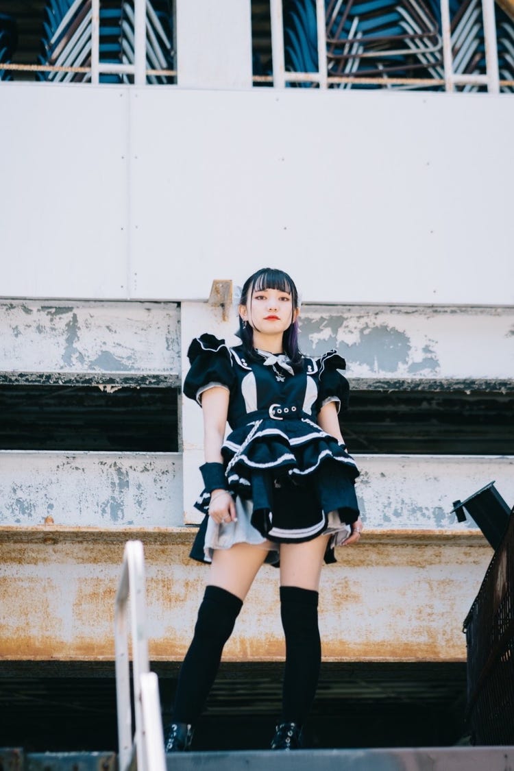地下アイドル 際どい