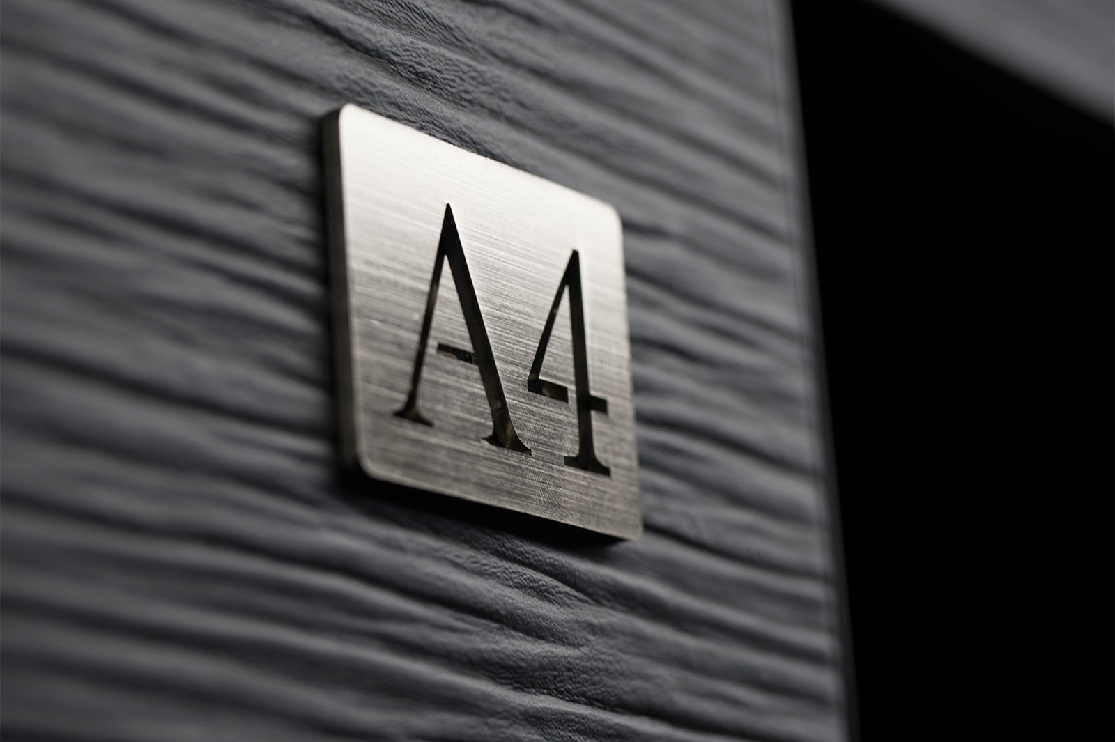 ルームナンバー／画像提供：関東バス株式会社