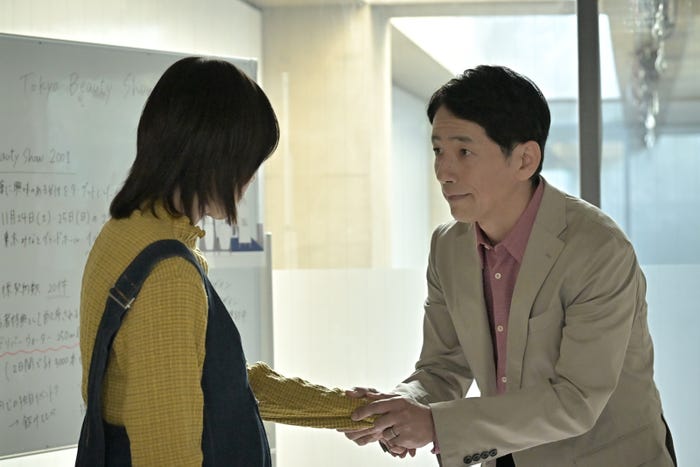 西田尚美、野間口徹「クジャクのダンス、誰が見た?」最終話(C)TBS