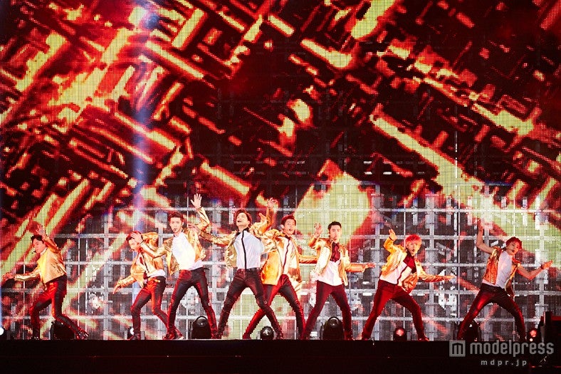 EXO／（左から）チェン、スホ、セフン、カイ、チャンヨル、ディオ、ベクヒョン、シウミン