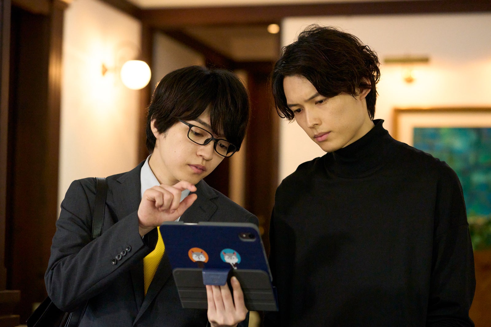 SixTONES＆なにわ男子、松村北斗＆西畑大吾W主演「ノッキンオン・ロックドドア」W主題歌に決定