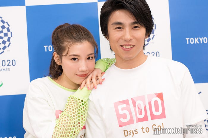 仲里依紗、中尾明慶(C)モデルプレス