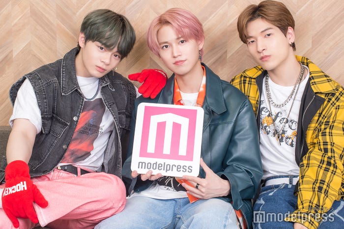 鶴房汐恩、白岩瑠姫、金城碧海(C)モデルプレス