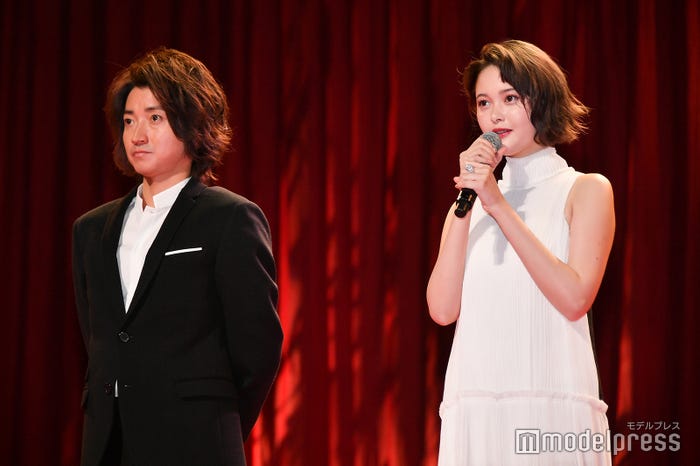 藤原竜也、玉城ティナ (C)モデルプレス