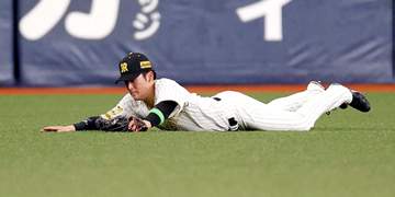 阪神・高寺 犠飛＆好守で今季初スタメン起用に応えた！平常心でプレー「気合は勝手に入るので」