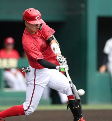 広島のドラ1・平川が実戦復帰 1打席目でいきなり快音 「右肩肩鎖関節損傷」から回復