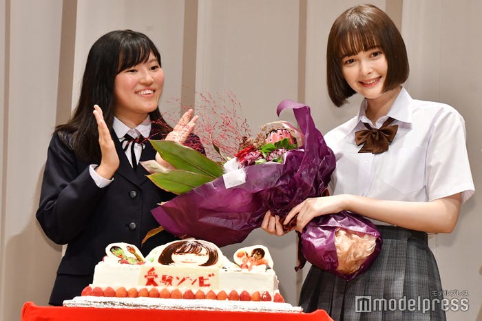 伊藤佑里香さん、玉城ティナ(C)モデルプレス