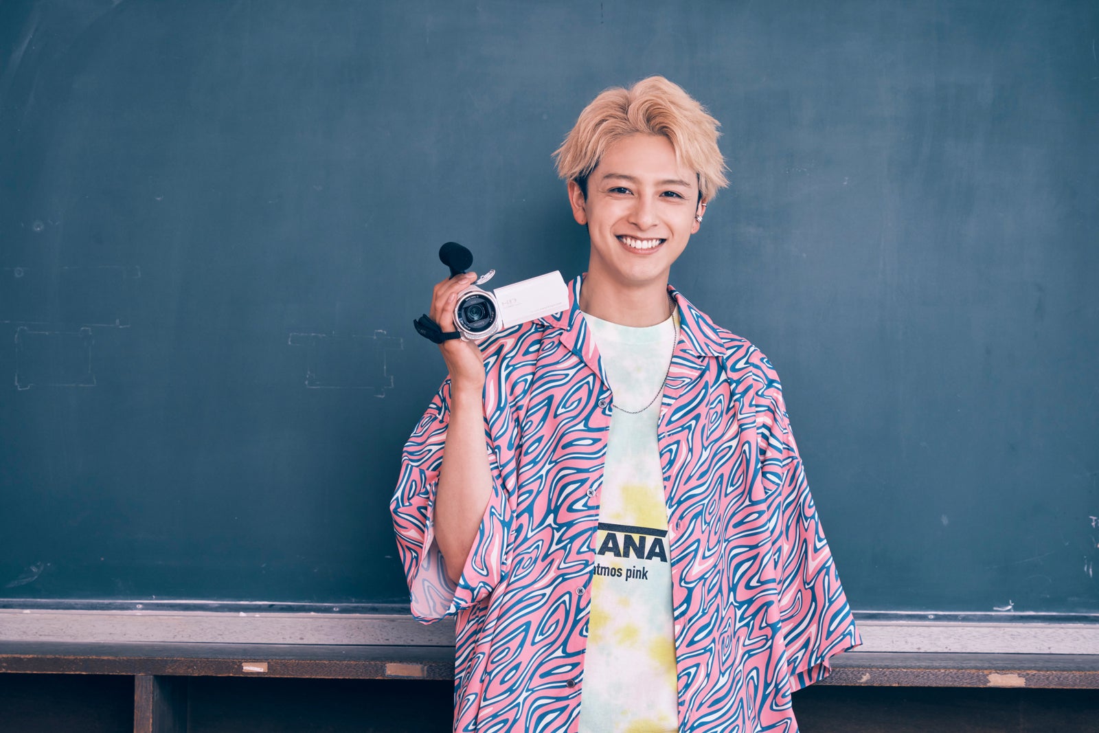 新原泰佑（C）「なれの果ての僕ら」製作委員会（C）内海八重／講談社