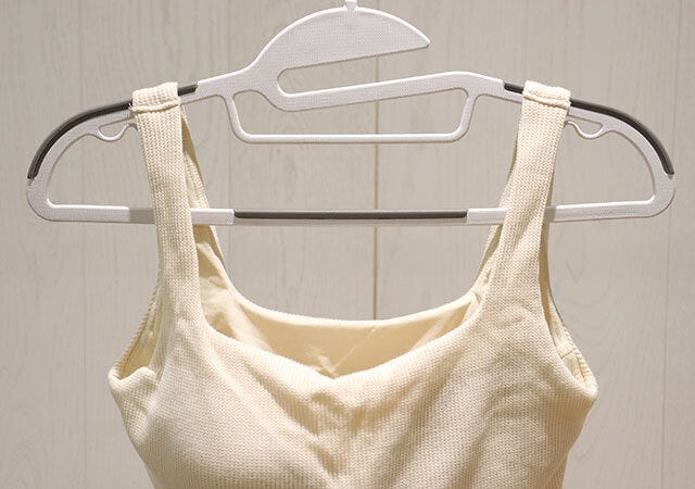 掛けやすいノンスリップハンガー（2本）　使用例