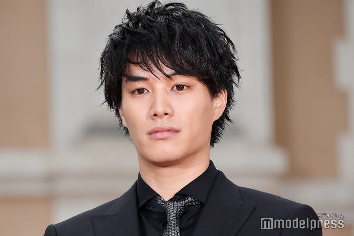 鈴木伸之 (C)モデルプレス