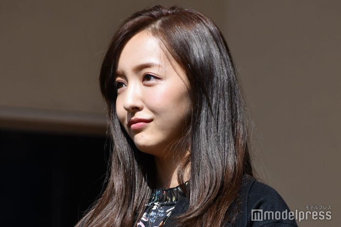 板野友美 (C)モデルプレス