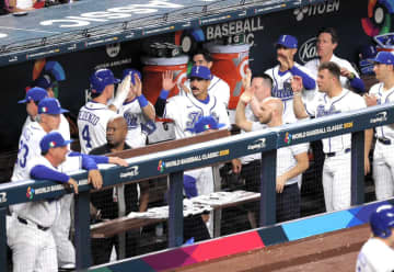 WBC 快進撃のイタリア代表は決勝進出ならず ベンチで選手が立ち上がれず 破竹のエスプレッソ軍団がラテンの勢いに飲み込まれる まさかのノーアーチで終戦