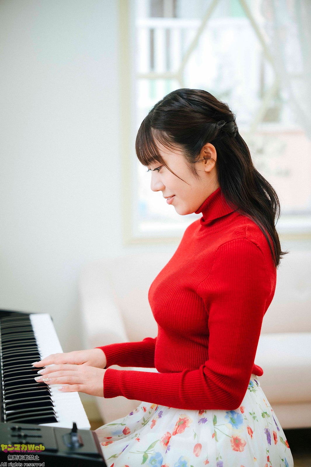 新井萌花（C）宮本賢一／ヤンマガWeb