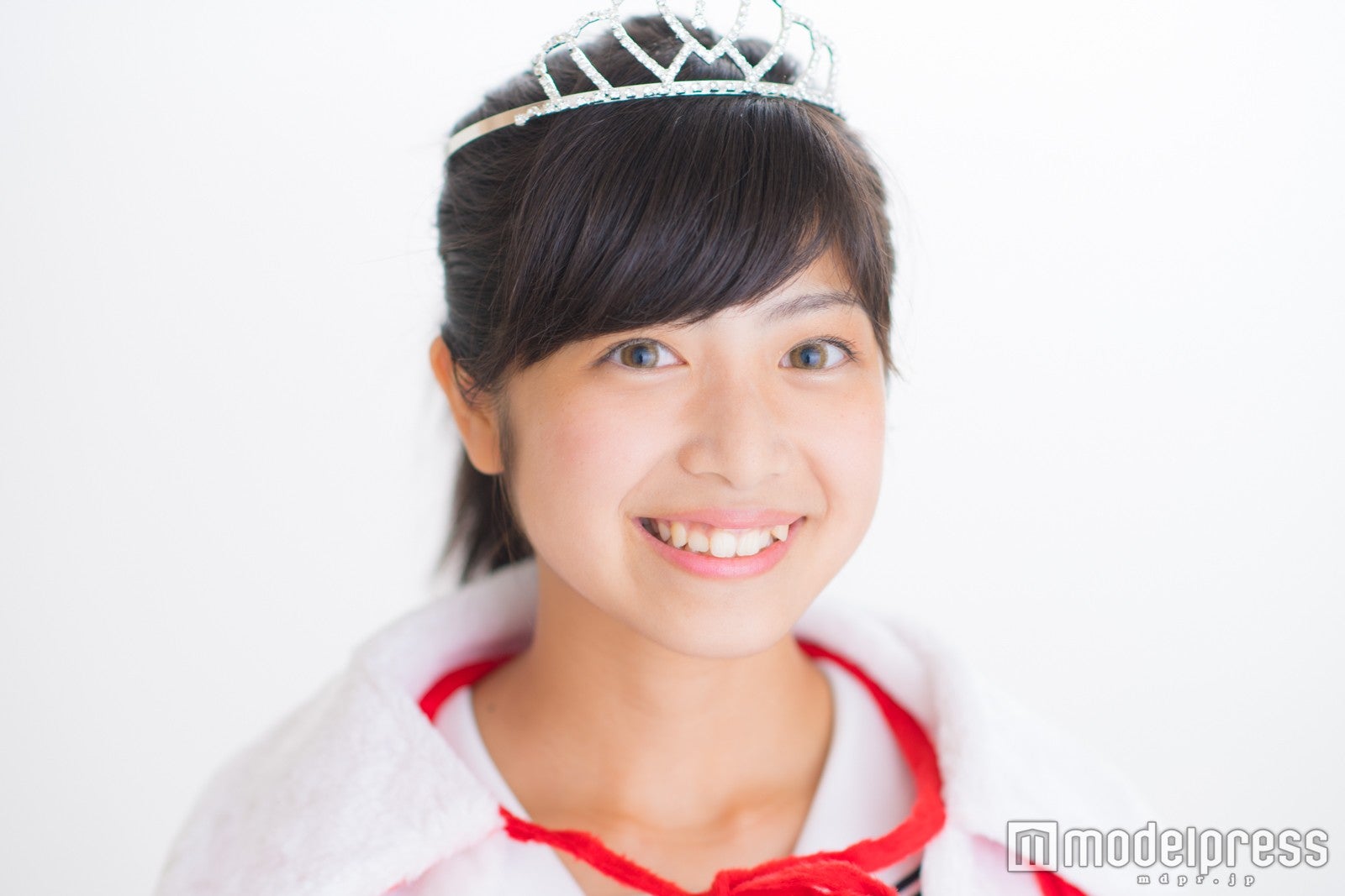 グランプリに輝いた吉田莉桜（りおちょん）さん／「高一ミスコン」（C）モデルプレス