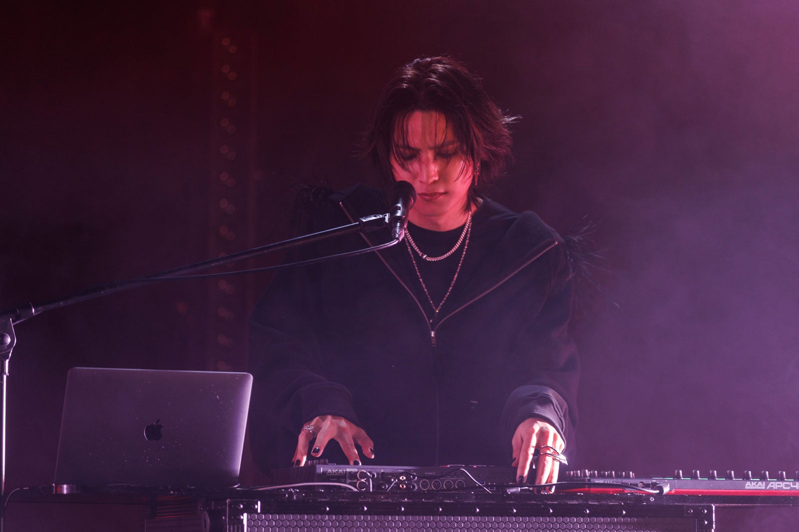 レイニ／Netflixシリーズ「グラスハート」 7月31日（木）よりNetflixにて世界独占配信