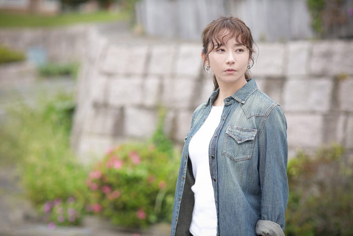 木村文乃「スカイキャッスル」第1話より(C)テレビ朝日