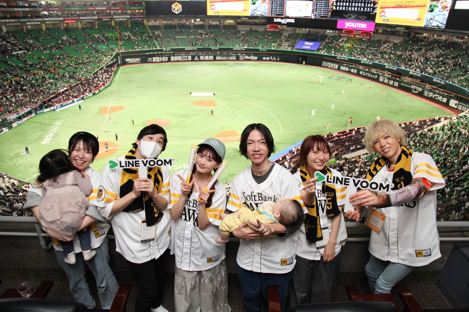 （左から）あざみ、そば湯、あかちゃす、SHOEI、あやんぬ、たた120キロ→57キロに（提供写真）