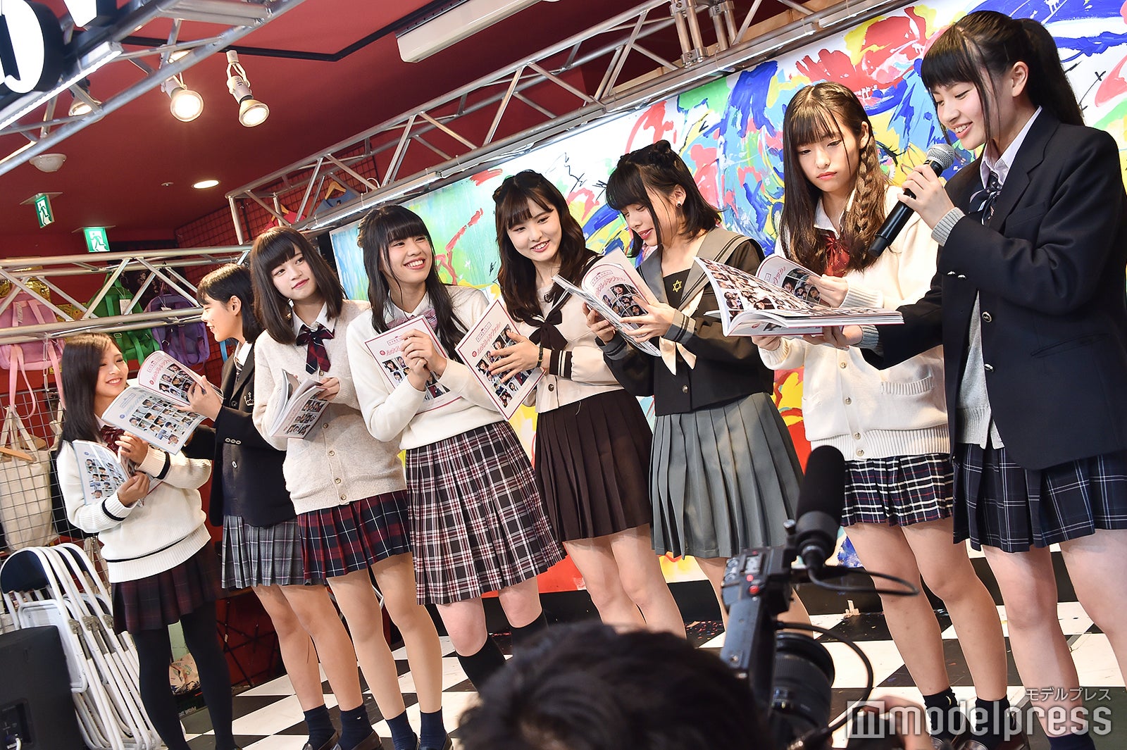 （C）モデルプレス