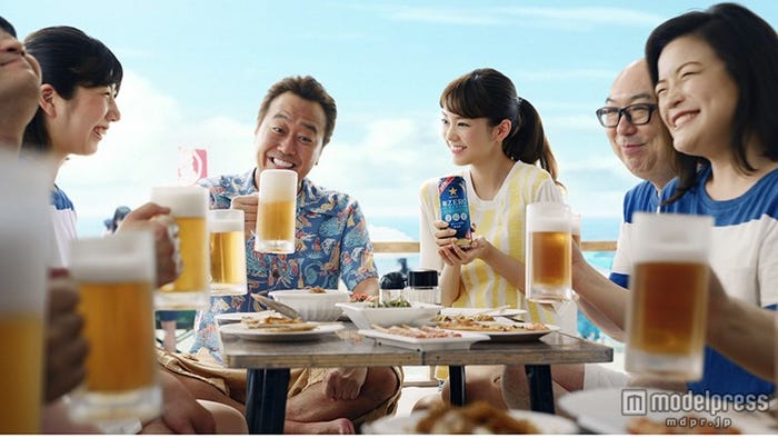 三村マサカズ&桐谷美玲/新TVCM「極ZERO すっごく、ゼロ篇!」より