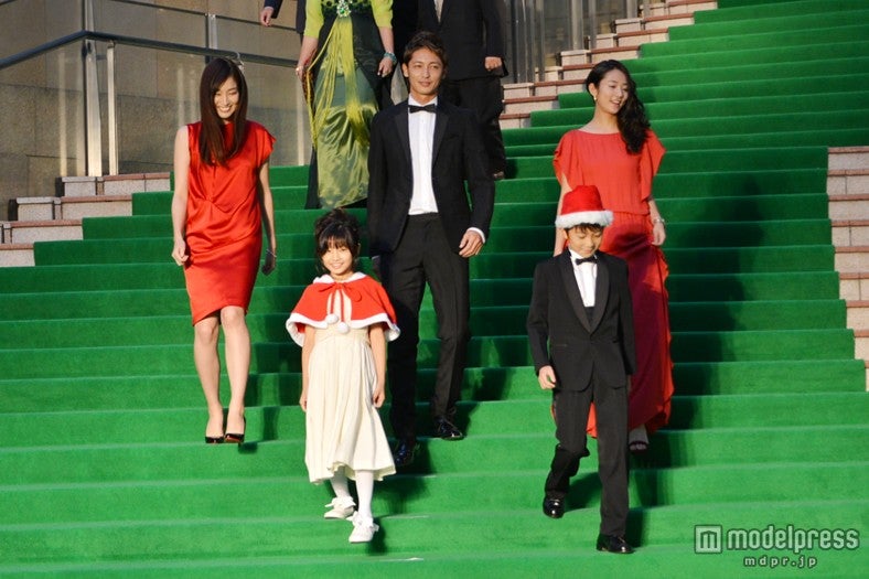 左から：高梨臨、玉木宏、木村文乃