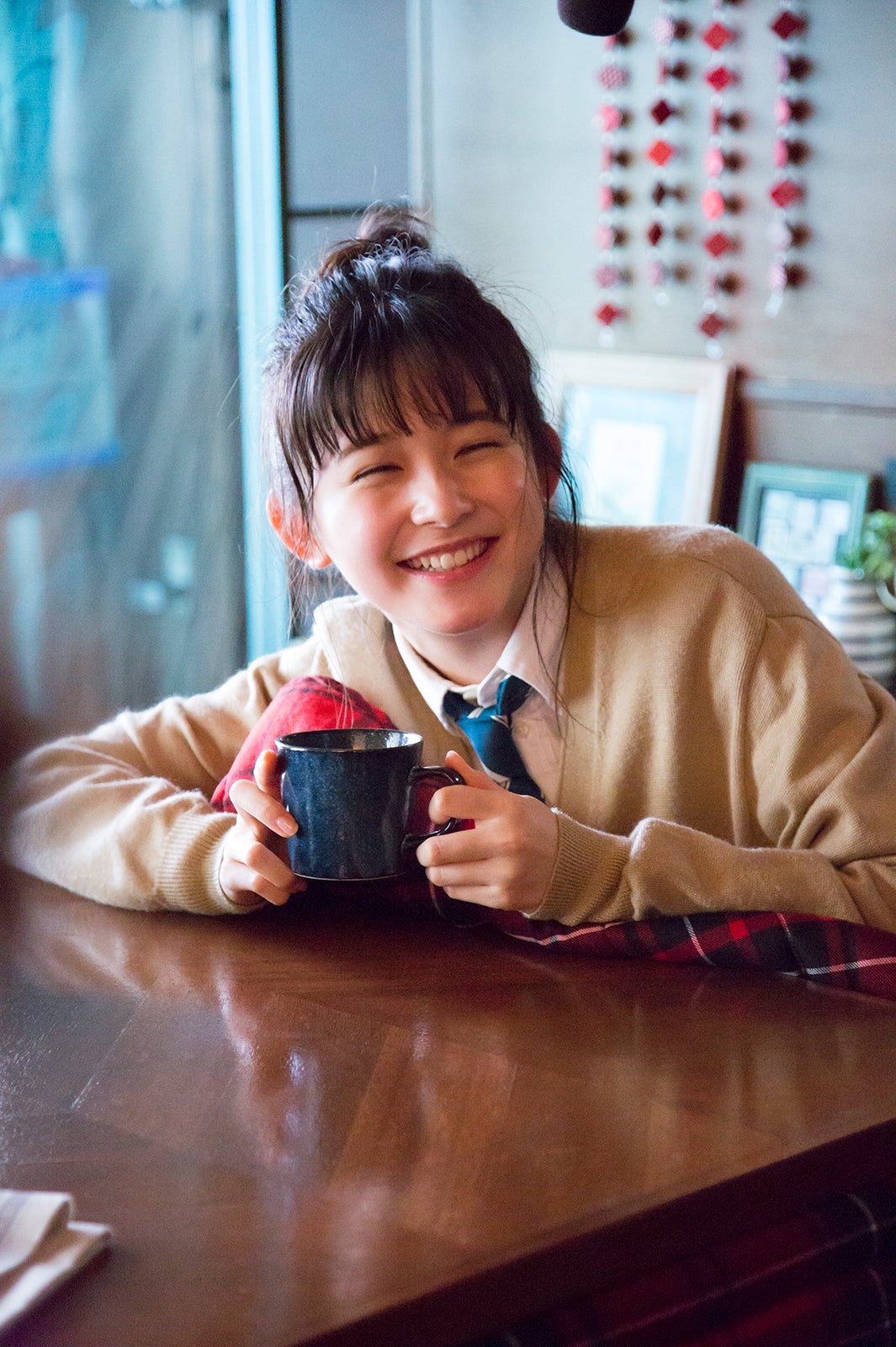 久間田琳加／新CMメイキングカット（提供画像）