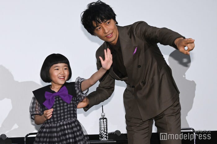永尾柚乃、斎藤工(C)モデルプレス