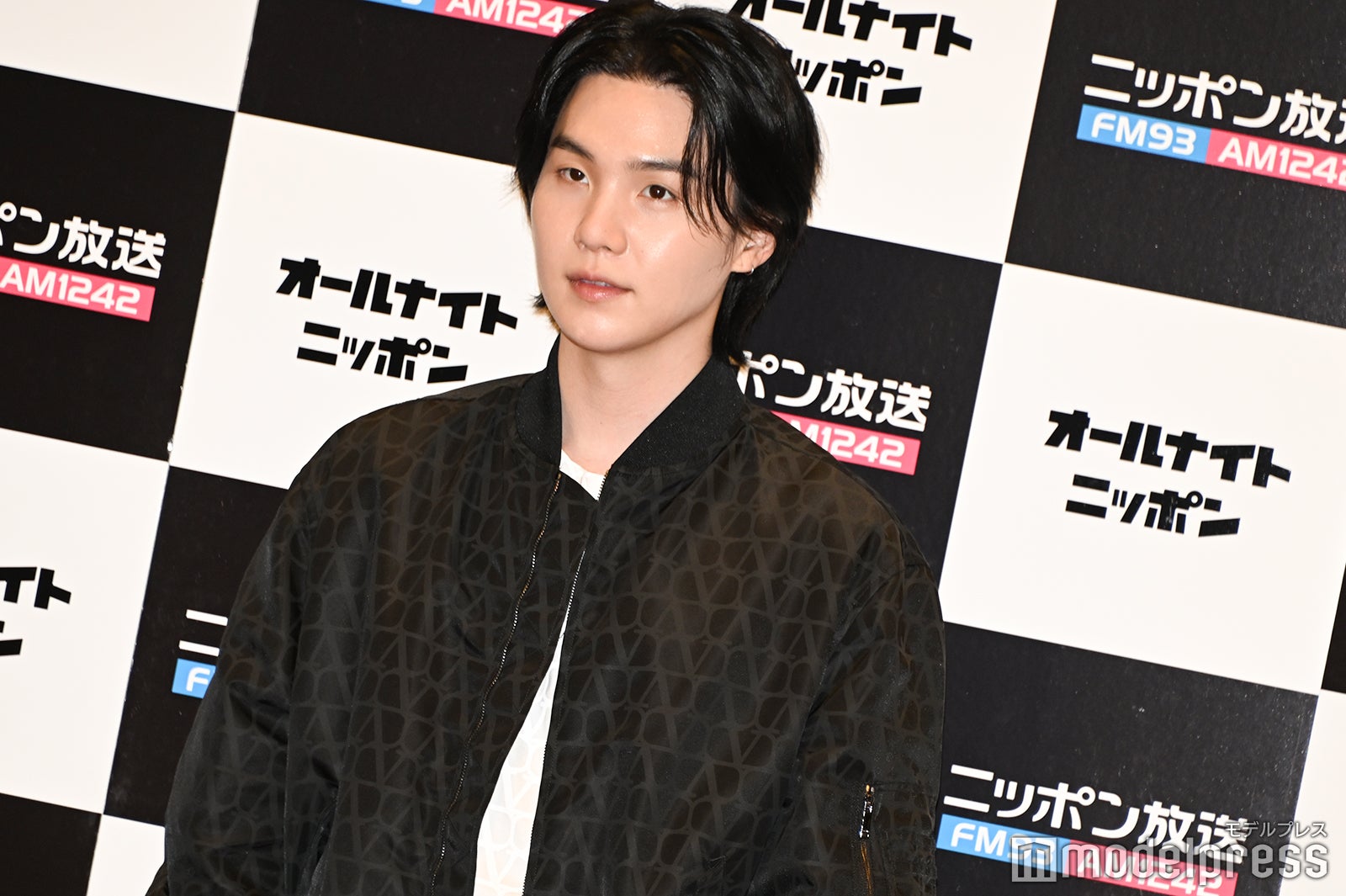 SUGA（C）モデルプレス