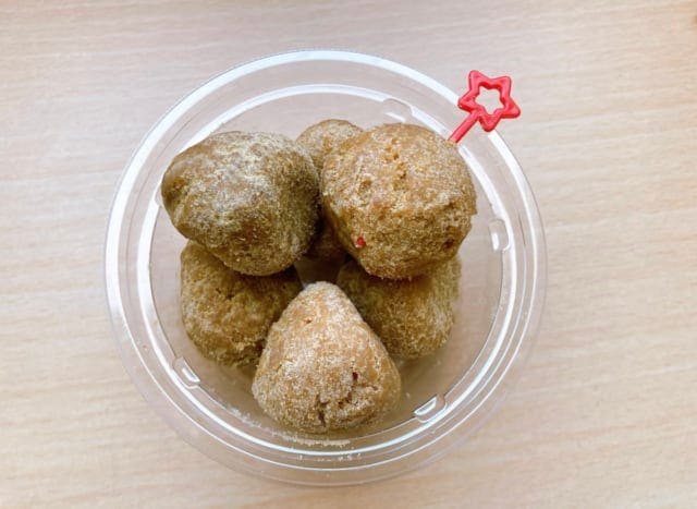 手を汚さず食べれます♪