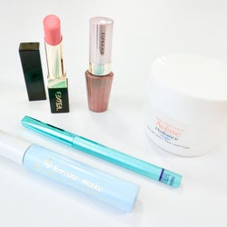 アラサーにおすすめ!ドラッグストアで買える上質コスメ5選