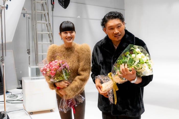 新井貴子、稲垣啓太選手(提供写真)